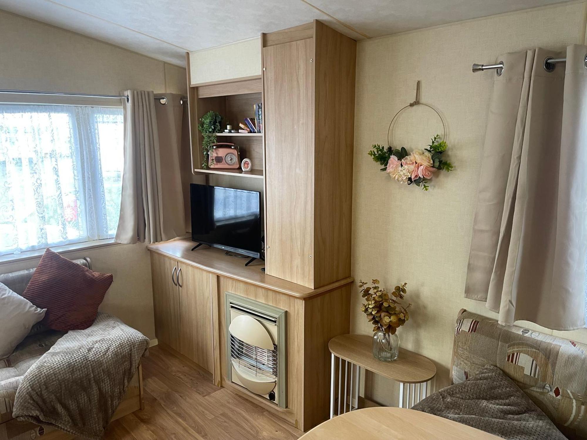 Sandlemere - 6 Berth, 3 Bedroom Caravan Tunstall  Eksteriør bilde